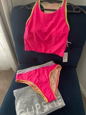 Cupshe Ladies Bright Pink Neon Trim Tankini. NWT. Size M